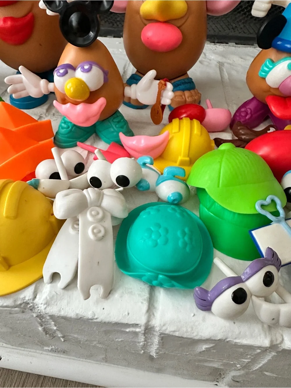 Mr. Mrs. Baby Potato Head Accessories Disney Lot 7 Large 4 Small Mickey Mouse